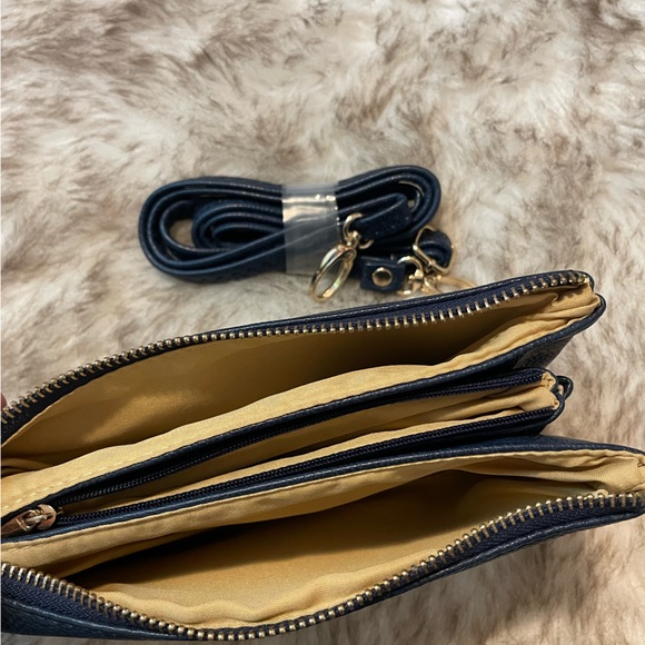 Crossbody Wallet Purse - Picture 3 of 3